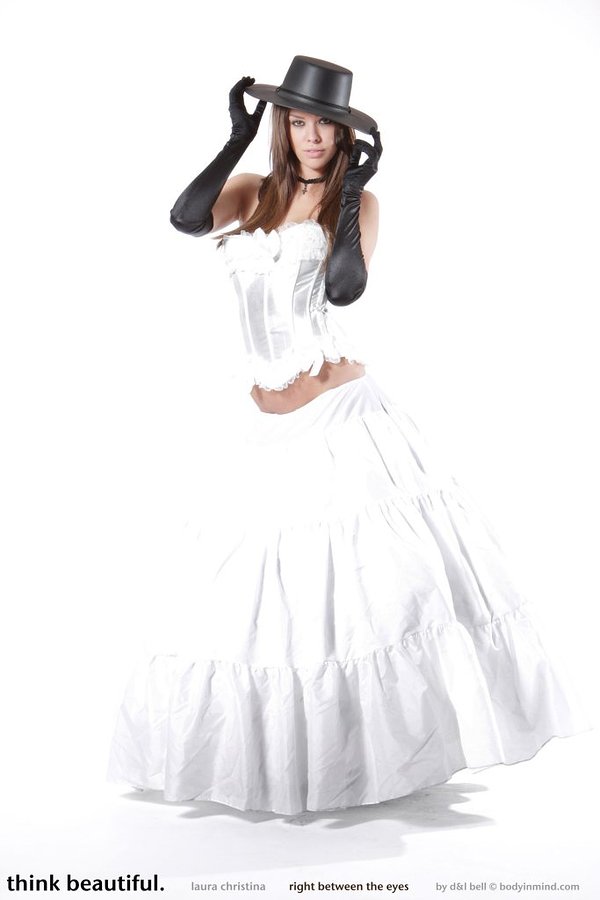 Флора, 41 год, 2 размер груди